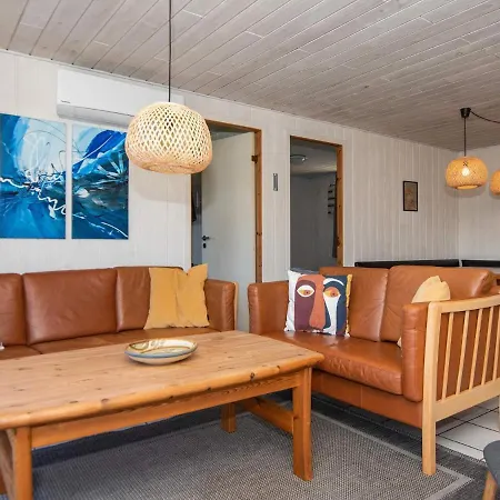 10 Person In Rsted Orsted (Midtjylland)