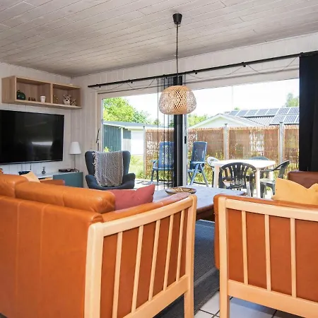 10 Person In Rsted Orsted (Midtjylland)
