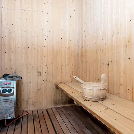 10 Person In Rsted * Orsted (Midtjylland)